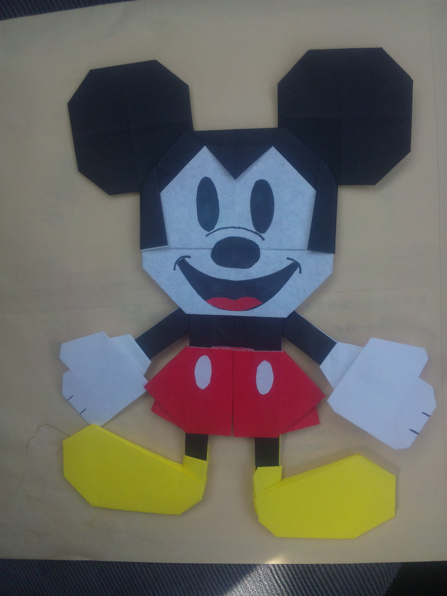 ミッキーマウスを折ってみた 折り紙でアニメキャラクターを折ってみた